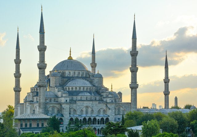Blue-Mosque-Turkey-Photo-by-Adli-Wahid-on-Unsplash