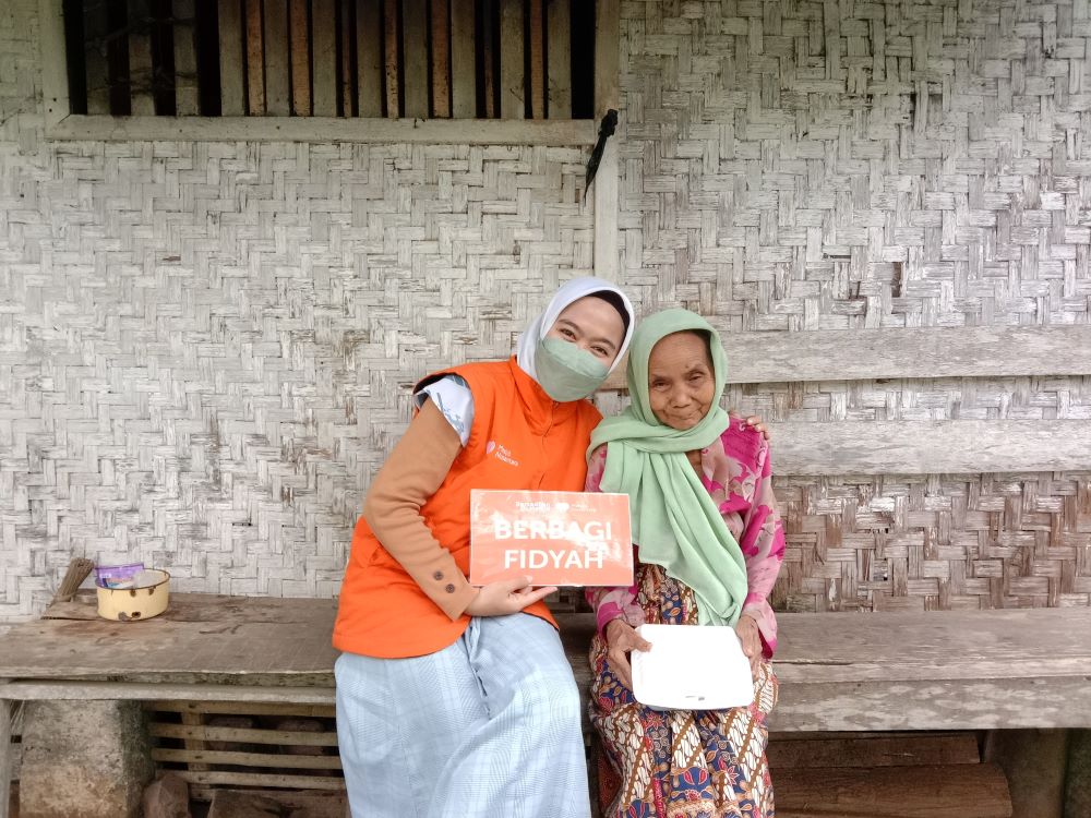 berbagi fidyah masjid nusantara